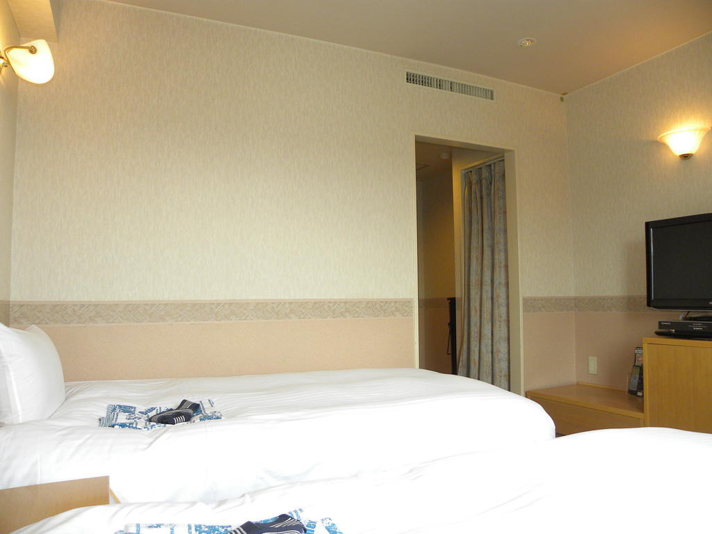 Hotel Benex Jonezava Kültér fotó